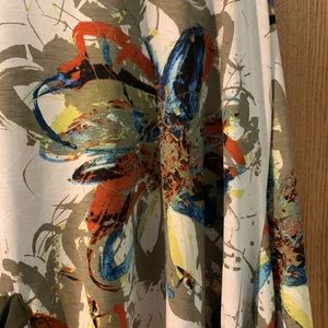 Floral abstract tunic w/drop sleeve